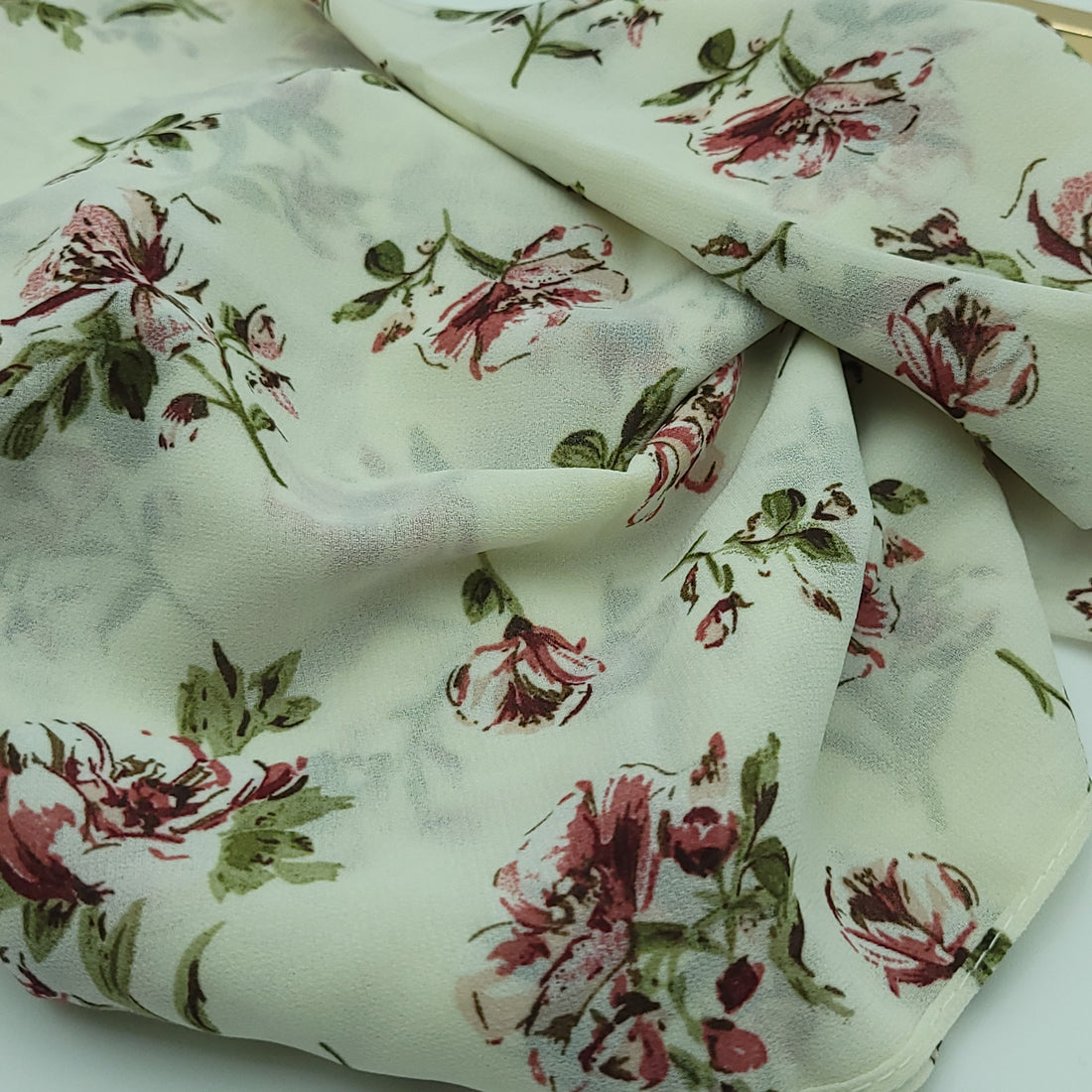 Cream Floral - BelleNoor
